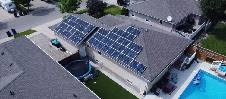 Résidence avec piscine — Blainville